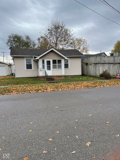 263 S Ohio Street, House other with 3 bedrooms, 1 bathrooms and null parking in Martinsville IN | Image 1