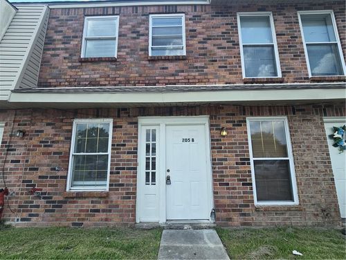 b-205 Belle Terre Blvd, La Place, LA, 70068-3172 | Card Image