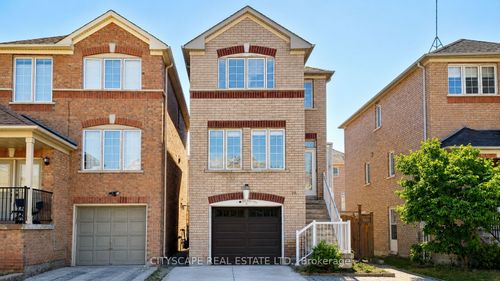 29 Centrepark Dr, North York, ON, M6M5K3 | Card Image