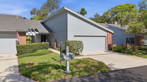 47-2644 Moss Oak Dr, SARASOTA, FL, 34231-2930 | Card Image