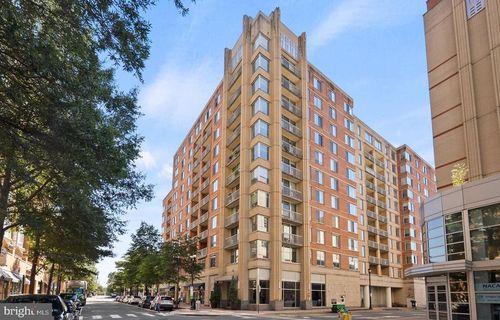 521-1020 N Highland St, ARLINGTON, VA, 22201-2181 | Card Image