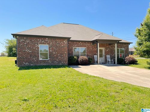 913 11th Ave, Pleasant Grove, AL, 35127-2250 | Card Image