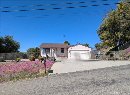 10257 Cherry Ave, Cherry Valley, CA, 92223-4812 | Card Image