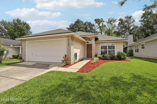 6107 Alpenrose Ave, Jacksonville, FL, 32256-1689 | Card Image