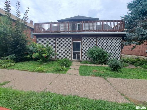 2764 Central Ave, Dubuque, IA, 52001-1978 | Card Image