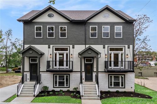 51 E 36th St, Kansas City, MO, 64111 | Card Image