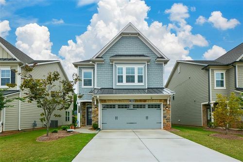 3401 Park Pointe Cir, Scottdale, GA, 30079-5601 | Card Image