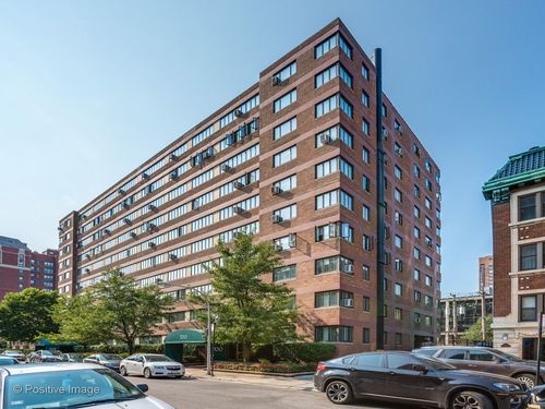 806-700 W Bittersweet Pl, Chicago, IL, 60613-2382 | Card Image