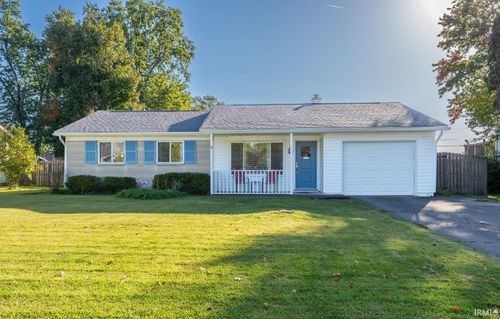 541 S Village Drive, Bloomington, IN, 47403 | Card Image
