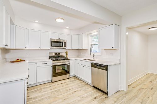 4228 5th St Ne, Columbia Heights, MN, 55421-2860 | Card Image