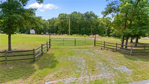 16601 & 16603 N Mt Olive Road, Gravette, AR, 72736 | Card Image