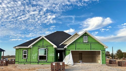 632 Primitivo Avenue, Tontitown, AR, 72762 | Card Image