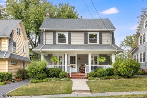 15 Madison Ave, Maplewood, NJ, 07040-2207 | Card Image