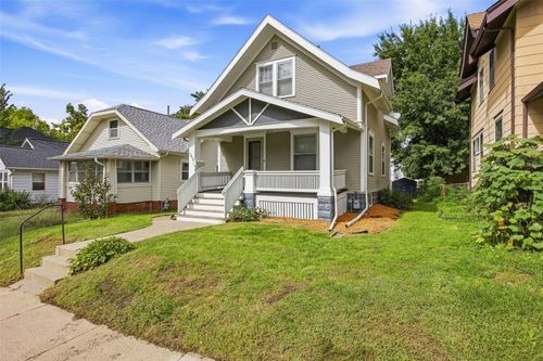 1830 6th Avenue Se, Cedar Rapids, IA, 52403 | Card Image