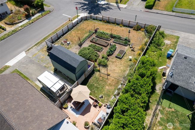 fence just inside property line | Image 29