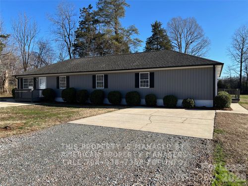 299 Rustic Rd, Mooresville, NC, 28115-8281 | Card Image