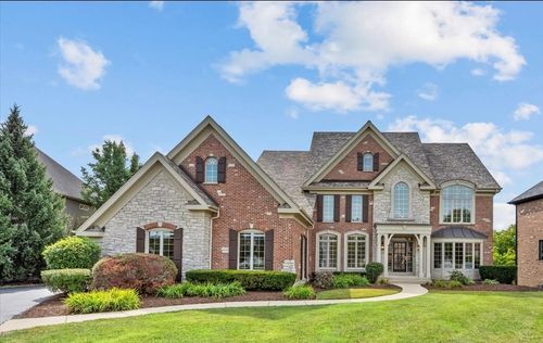 39W599 Walt Whitman Rd, St. Charles, IL, 60175-6587 | Card Image