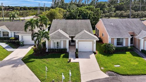 2270 Se 7th Pl, Homestead, FL, 33033-5216 | Card Image