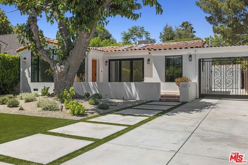 11151 Hortense St, North Hollywood, CA, 91602 | Card Image