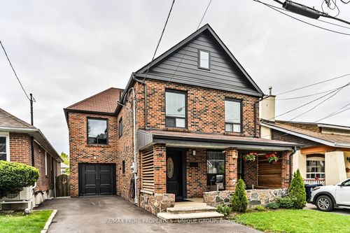 16 Eastwood Ave, Scarborough, ON, M1N3G8 | Card Image