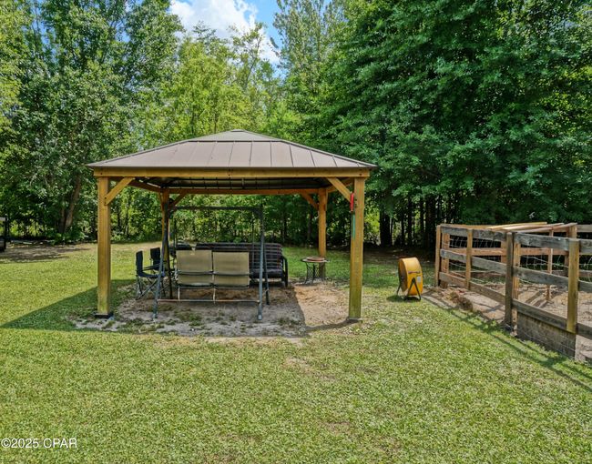 5585 Suncrest Rd, House other with 3 bedrooms, 2 bathrooms and null parking in Marianna FL | Image 5