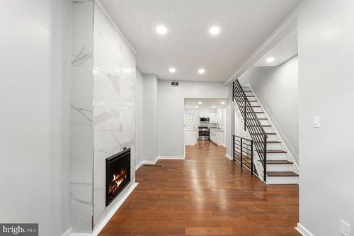 2443 Nicholas St, PHILADELPHIA, PA, 19121-2907 | Card Image