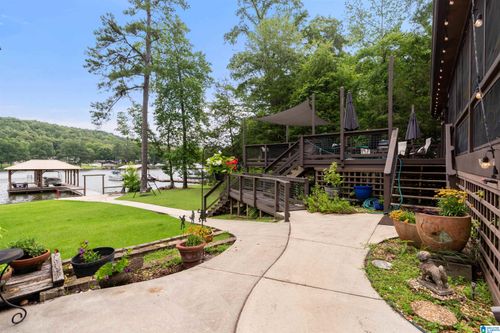 486 S Lakeshore Dr, TALLADEGA, AL, 35160-7320 | Card Image