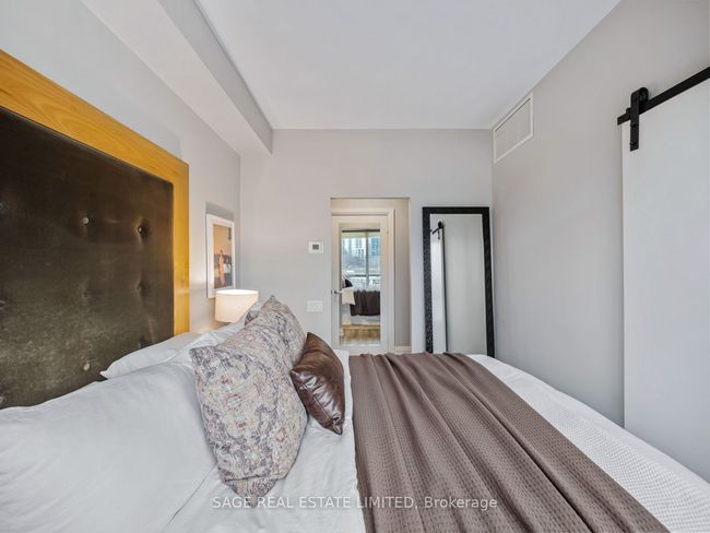 507 - 20 Scrivener Sq, Condo with 2 bedrooms, 2 bathrooms and null parking in Toronto ON | Image 27