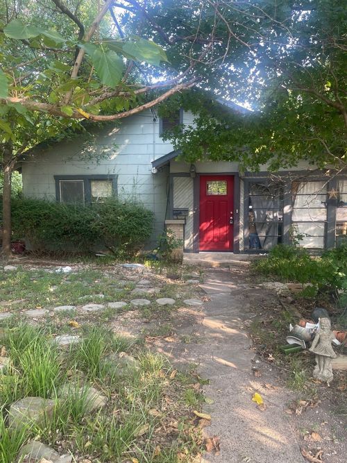 8902 San Leandro Dr, Dallas, TX, 75218-4257 | Card Image
