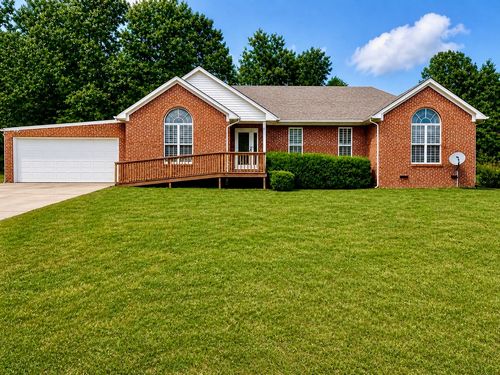 102 Woodside Ln, Lawrenceburg, TN, 38464-7714 | Card Image