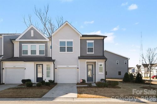 9106 Widden Way, Charlotte, NC, 28269-4931 | Card Image