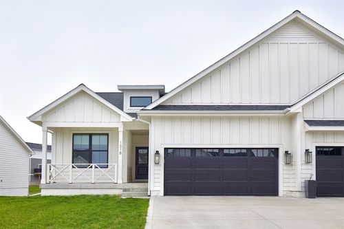 1318 Nw 32nd St, Ankeny, IA, 50023-7973 | Card Image