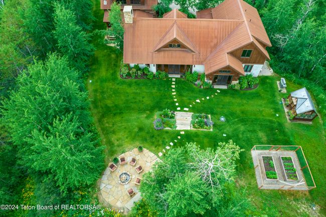 2815 Black Sheep Farm Rd, House other with 4 bedrooms, 5 bathrooms and null parking in Alta WY | Image 35