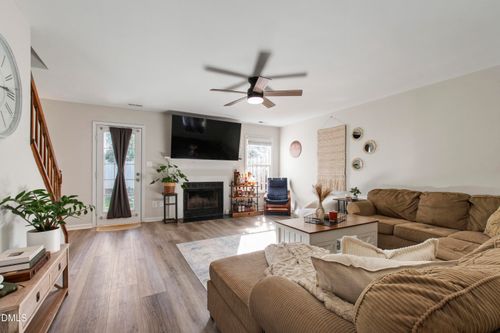 119 S Mclean Ct, Cary, NC, 27513-2911 | Card Image