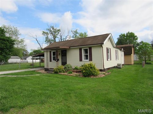 372 Virginia Ave, Cottage Hills, IL, 62018-1160 | Card Image