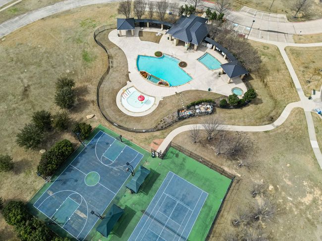 Tennis Courts | Image 35