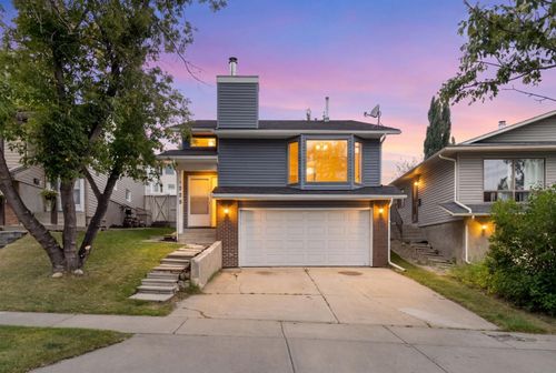 229 Macewan Glen Dr Nw, Calgary, AB, T3K2G5 | Card Image