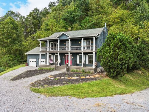 1231 Grandeur Hts, Clyde, NC, 28721-0087 | Card Image