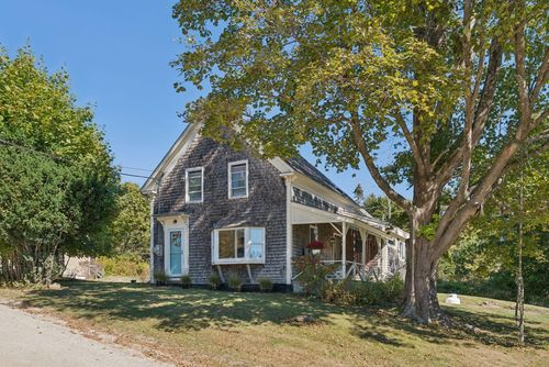 100 Leavitt Street, Long Island, ME, 04050 | Card Image