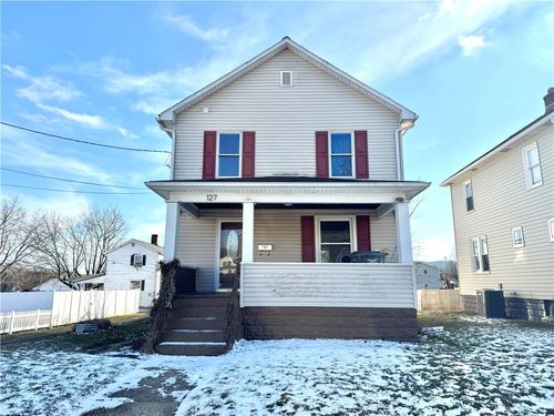 127 Hazel Ave, Ellwood City, PA, 16117-1039 | Card Image