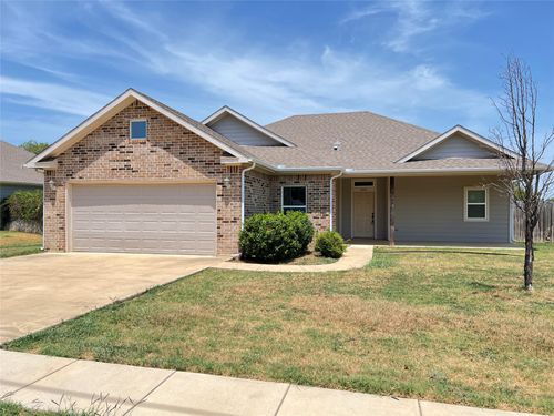 808 E Northside Dr, Pilot Point, TX, 76258-4070 | Card Image
