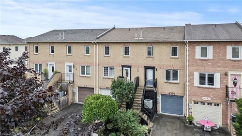 4361 Arejay Avenue, Lincoln, ON, L3J0P4 | Card Image