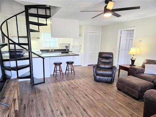 apt-5-540 W Magnolia Ave, Auburn, AL, 36832-4572 | Card Image