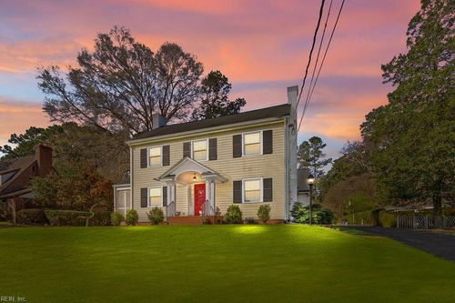 405 Meadow Ln, Franklin, VA, 23851-1846 | Card Image