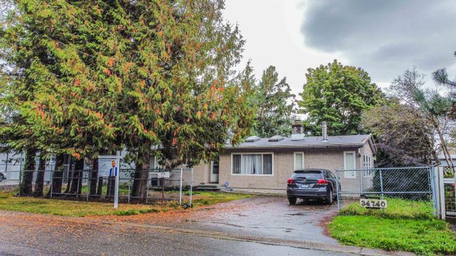 34740 3 Avenue, House other with 2 bedrooms, 1 bathrooms and 12 parking in Abbotsford BC | Image 22