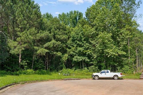 1025 Queens Bridge Way, Griffin, GA, 30223-5981 | Card Image