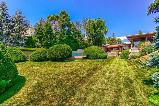 1044 Argyle Dr, House other with 4 bedrooms, 3 bathrooms and 10 parking in Oakville ON | Image 5