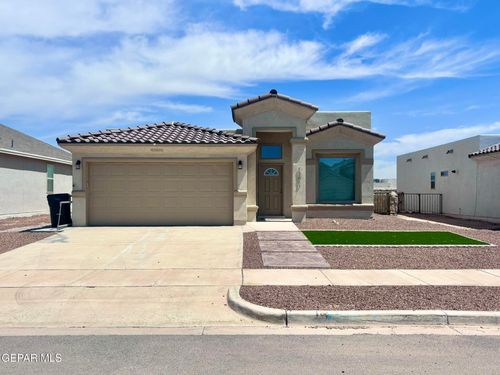 13817 Sky Ranger Ave, Horizon City, TX, 79928-5430 | Card Image
