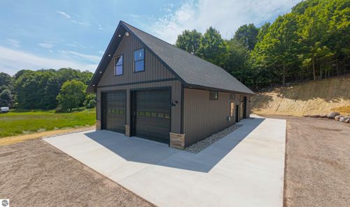 2205 Devlin Rd, Central Lake, MI, 49622 | Card Image