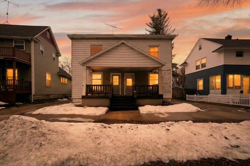 1021 Lincoln Nw, Grand Rapids, MI, 49504 | Card Image
